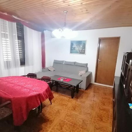 Apartman Zepina Пула Экстерьер фото